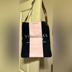 Victoria’s Secret purse